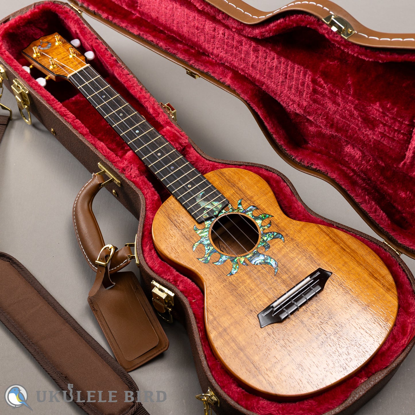 G String T4 Sun Tenor Thin Body w/PU