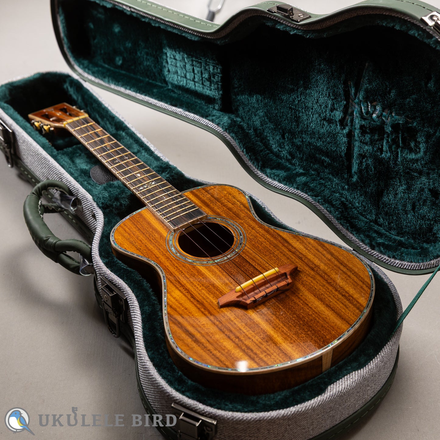 Hozen Green Label Tenor Pacific Koa Traditional