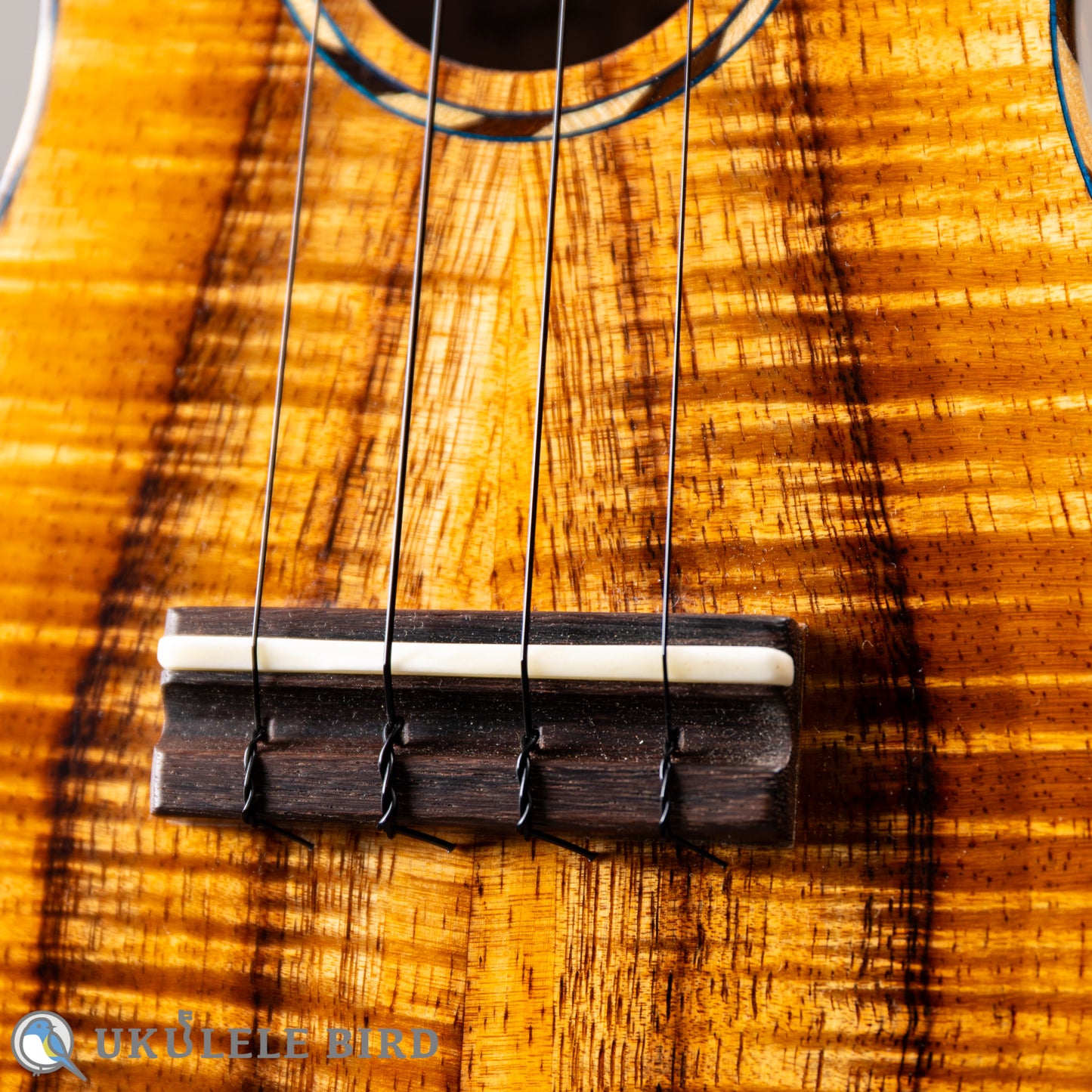 Ki-Bo Ukulele S4-HK Deluxe 4A