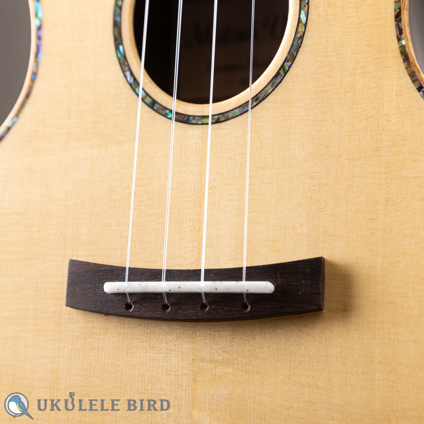Matsui Ukulele Five-D Laughing Concert