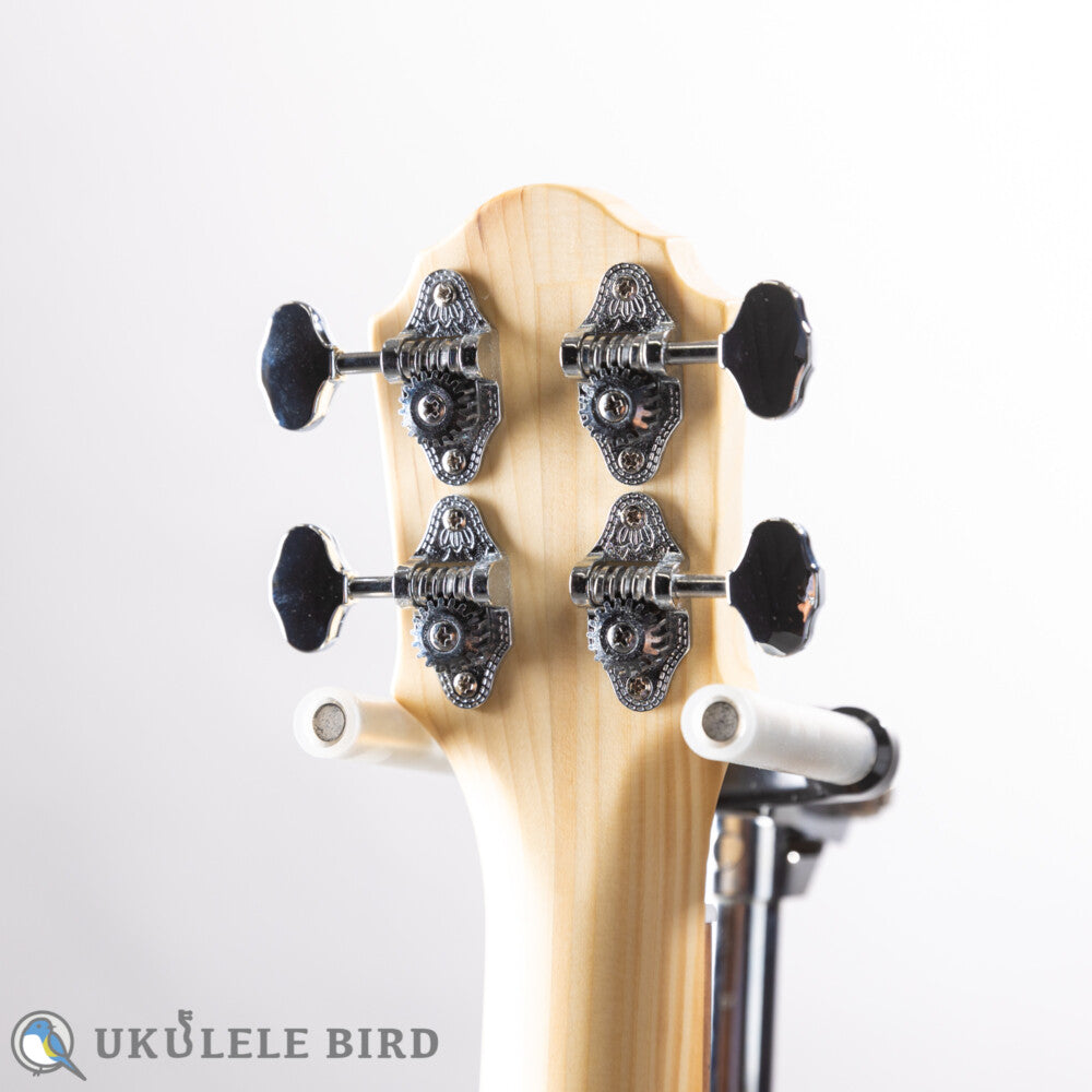 Quiam Ezo's Ukulele Throughneck Concert F