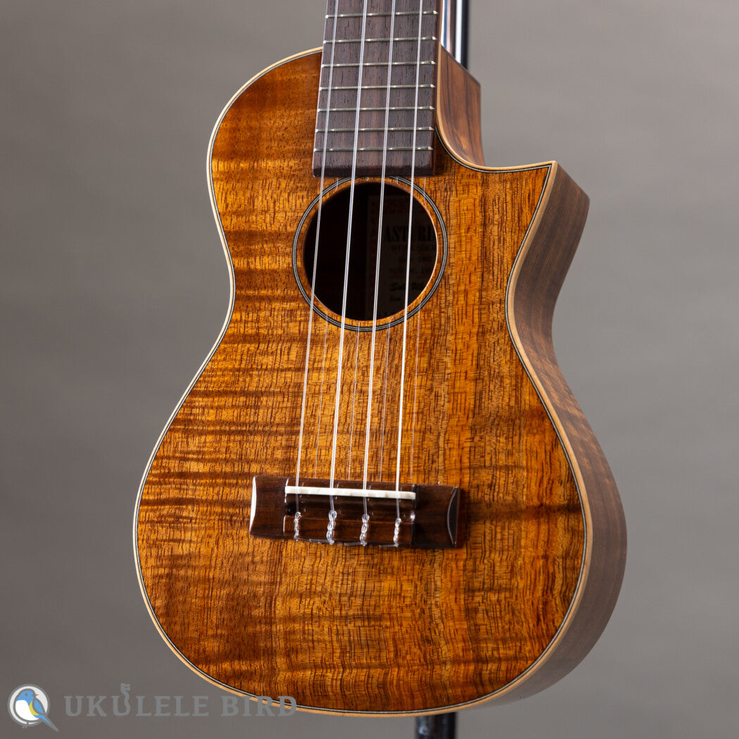 ASTURIAS Solo Ukulele Koa