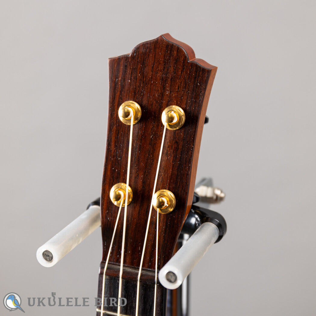 da h(ダ・アッカ)ukulele concert 14f pineapple koa rosewood