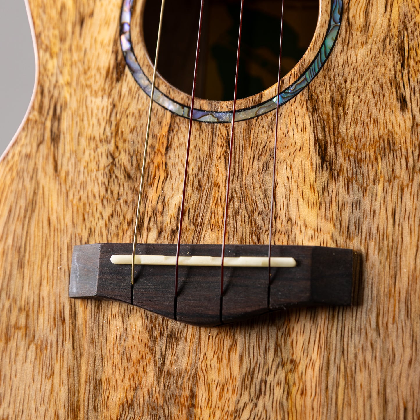 Big Island U-MO-CHB Concert Humming Bird  2024