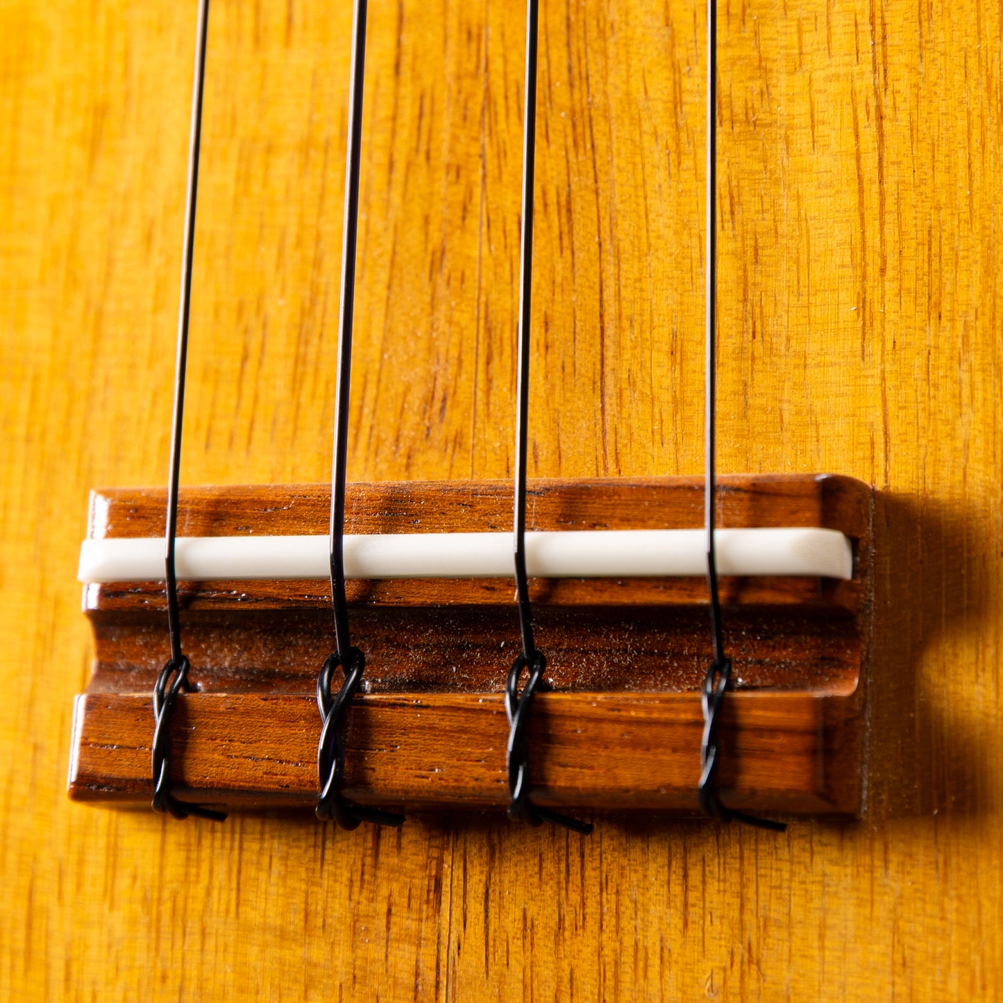 G String Soprano Longneck Koa 2005