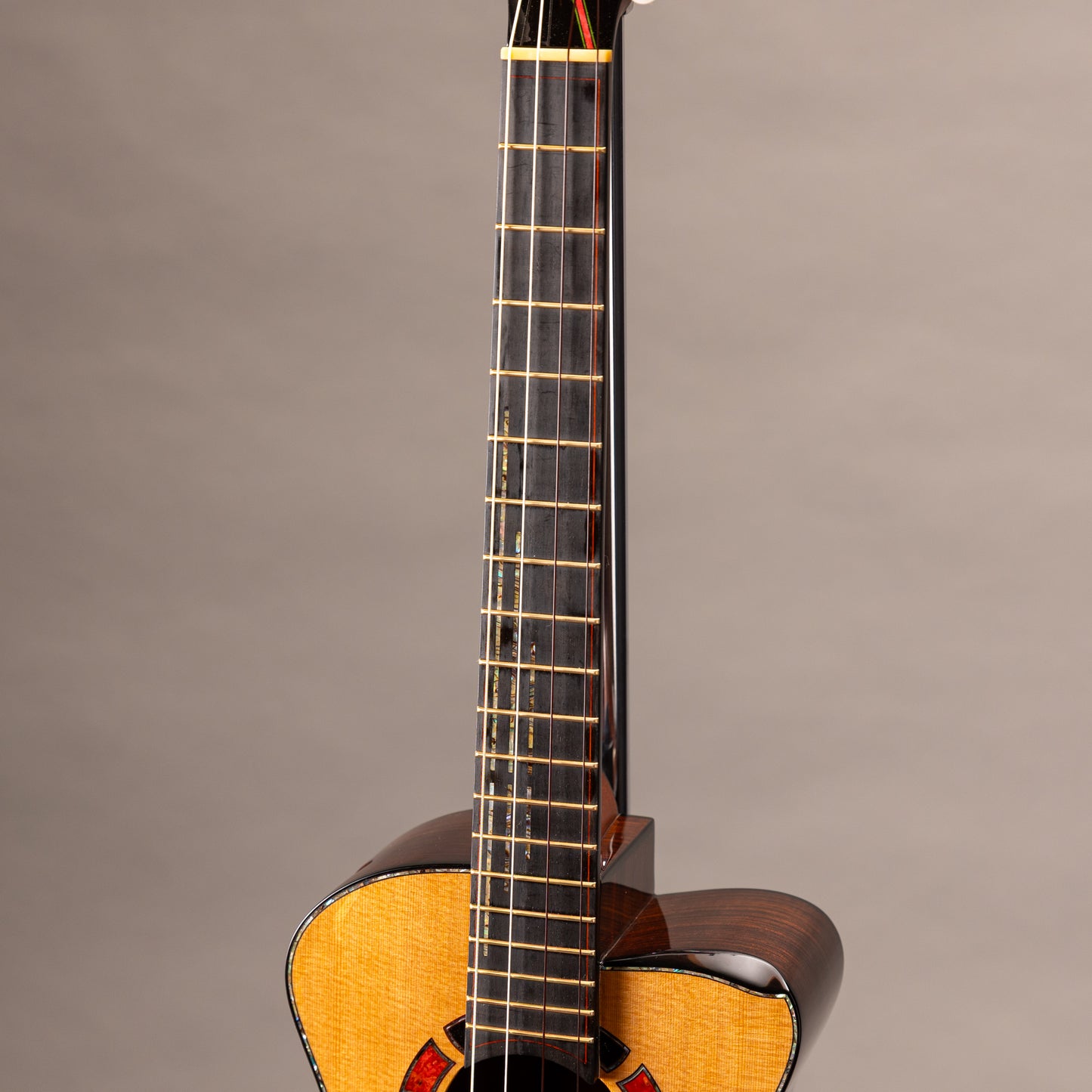 Hozen Green Label Baritone Red Cedar Indian Rosewood