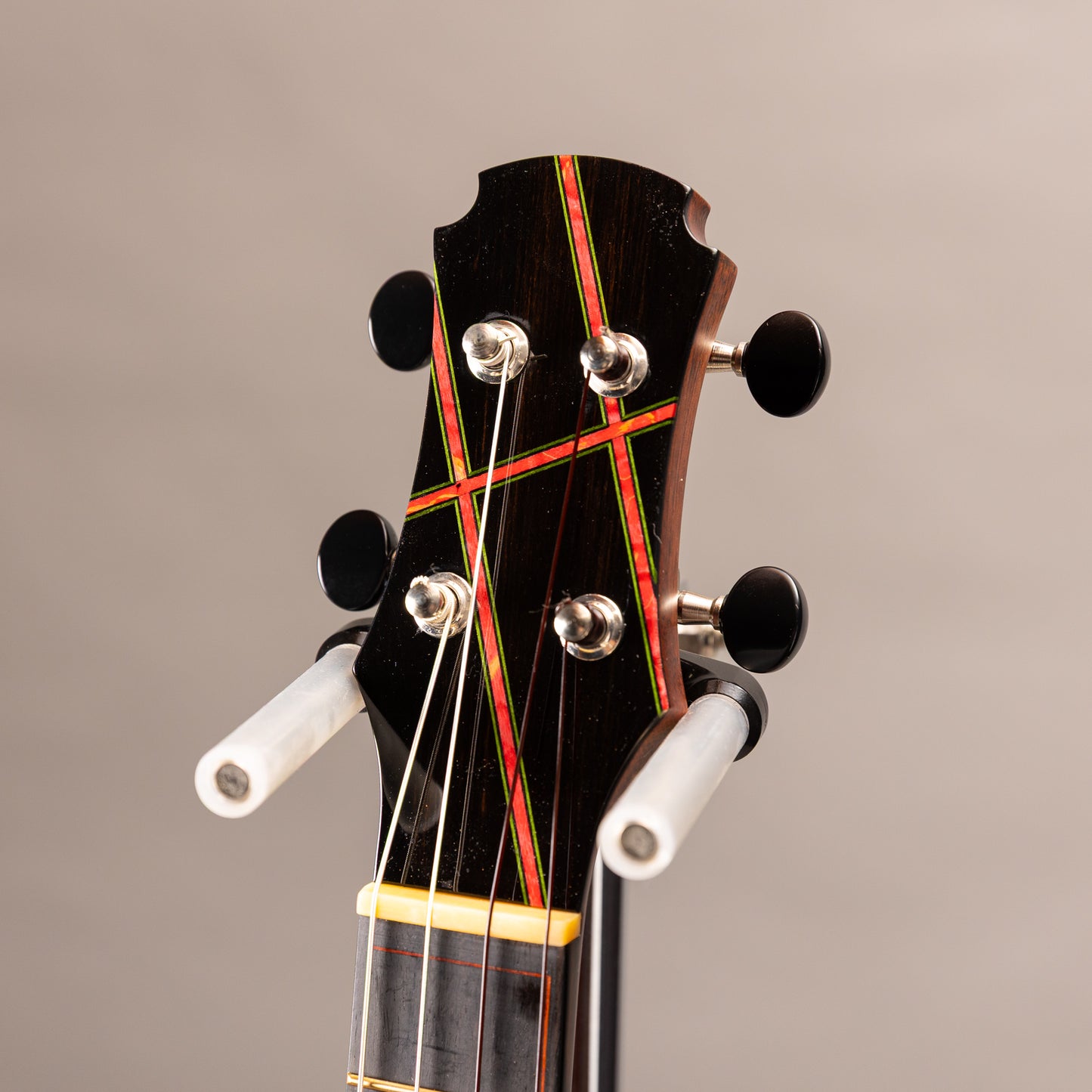 Hozen Green Label Baritone Red Cedar Indian Rosewood