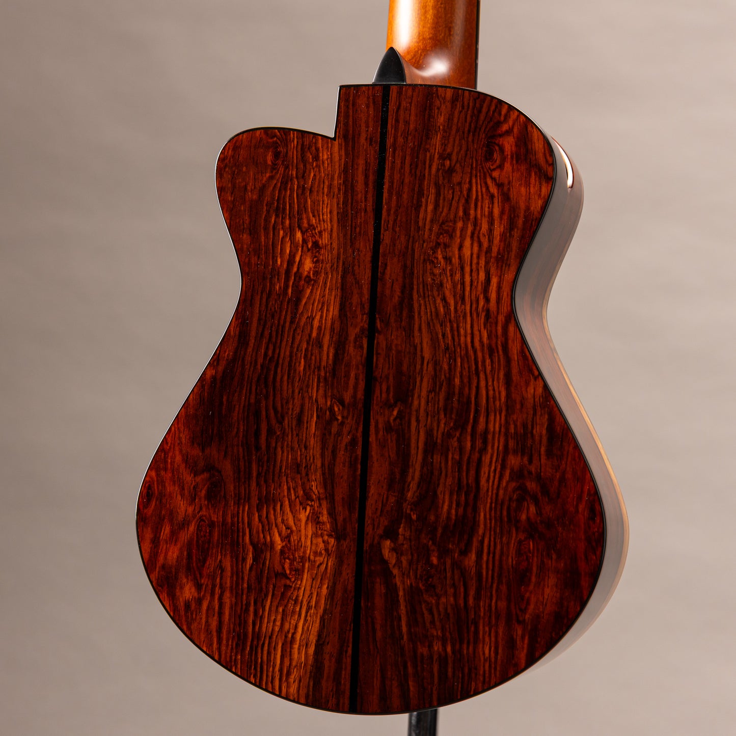 Hozen Green Label Guitalele Red Cedar  Mexican Cocobolo