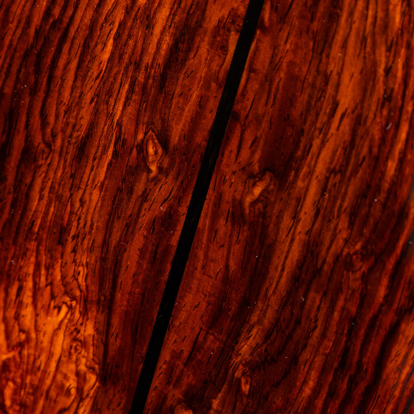 Hozen Green Label Guitalele Red Cedar  Mexican Cocobolo