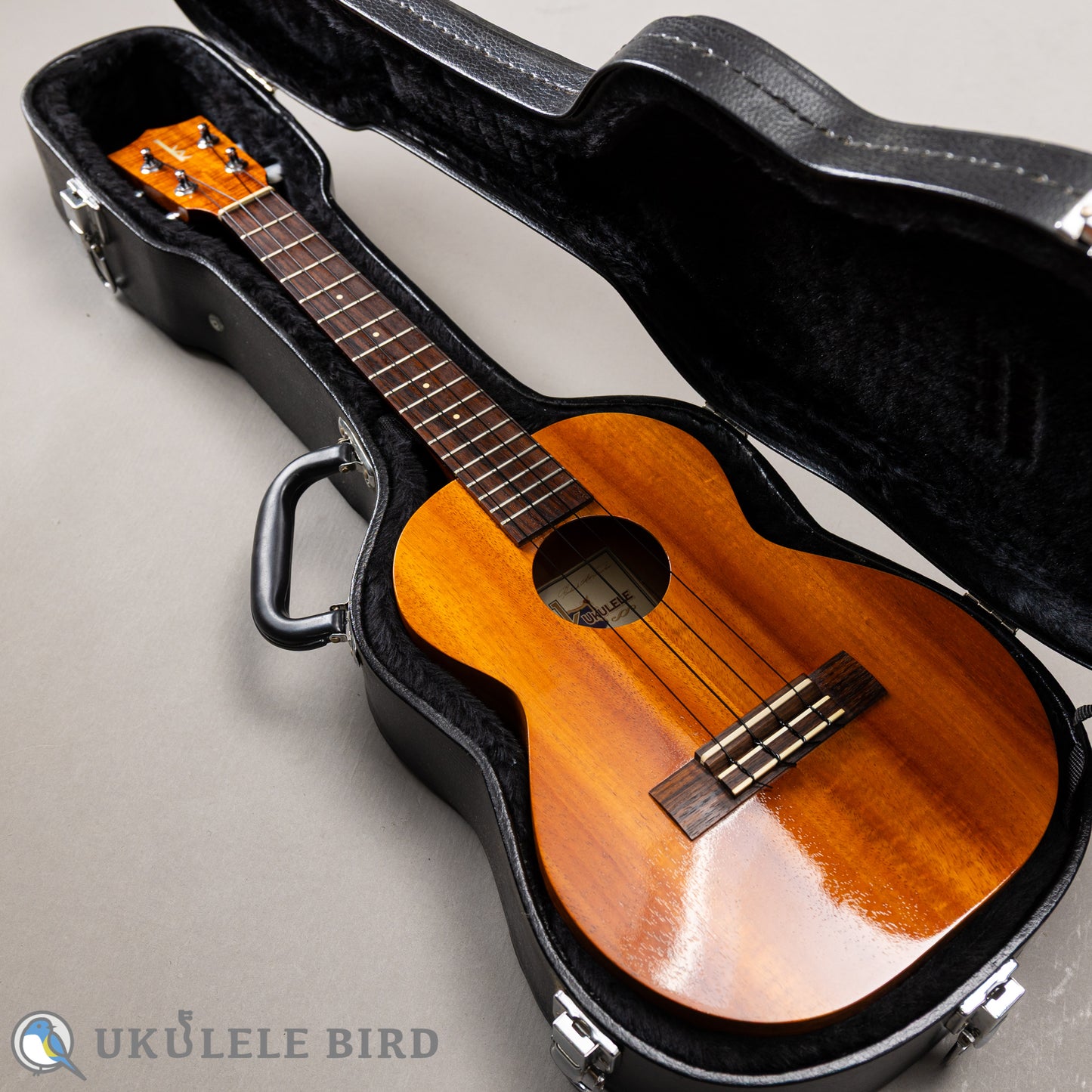 Kamaka HF-3   2009 used