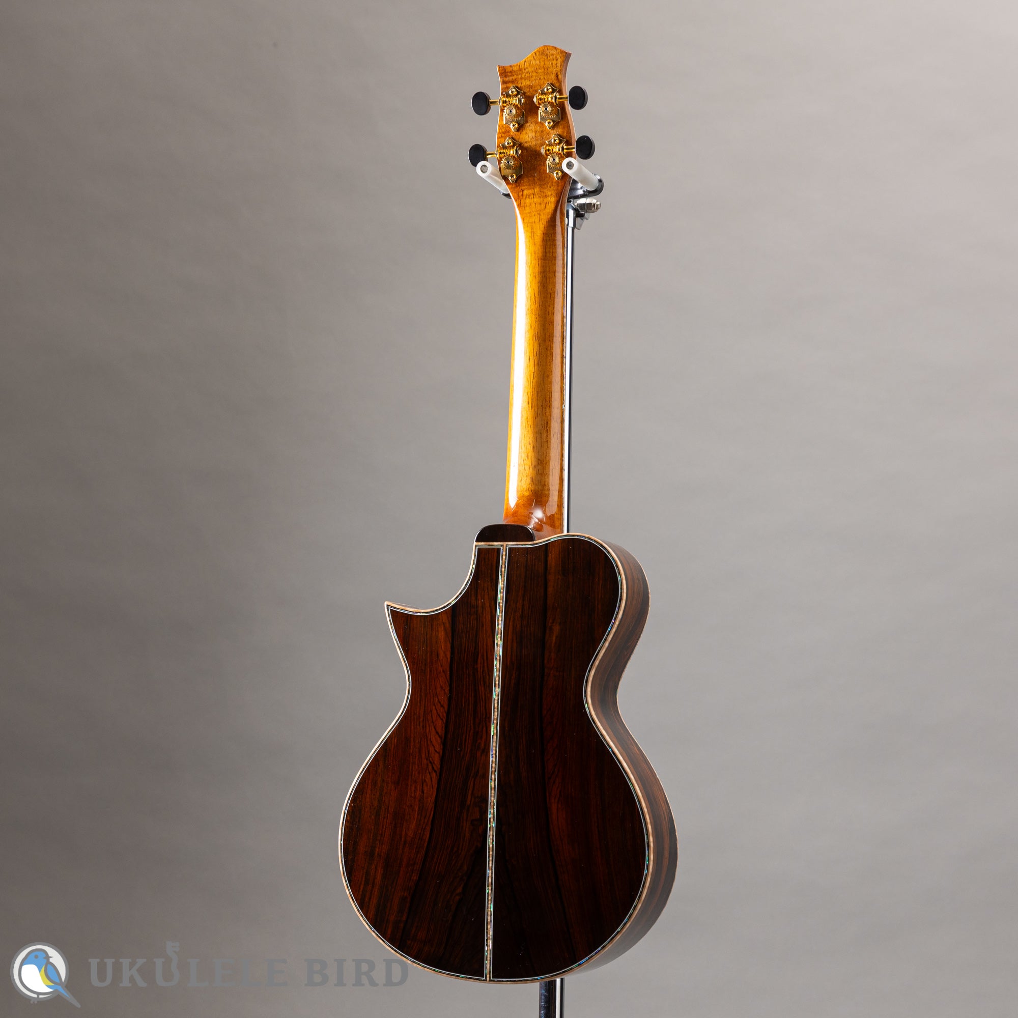 Kawakami Guitars 川上 ウクレレ フルオーダー ハカランダ Kawakami NWUT-JA UB5th – Ukulele Bird （株式会社ラストギター）