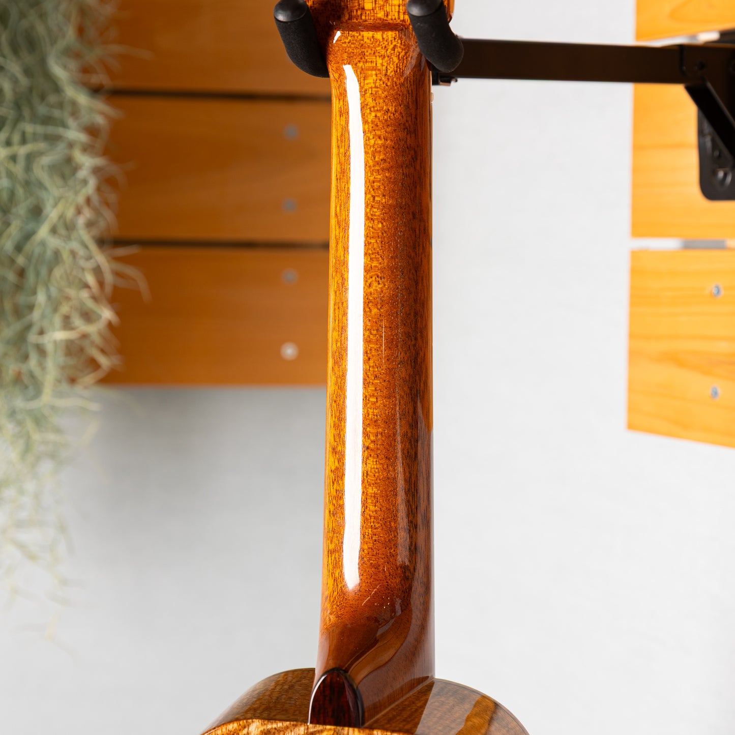 KIDA Ukulele Works Soprano Longneck Mango