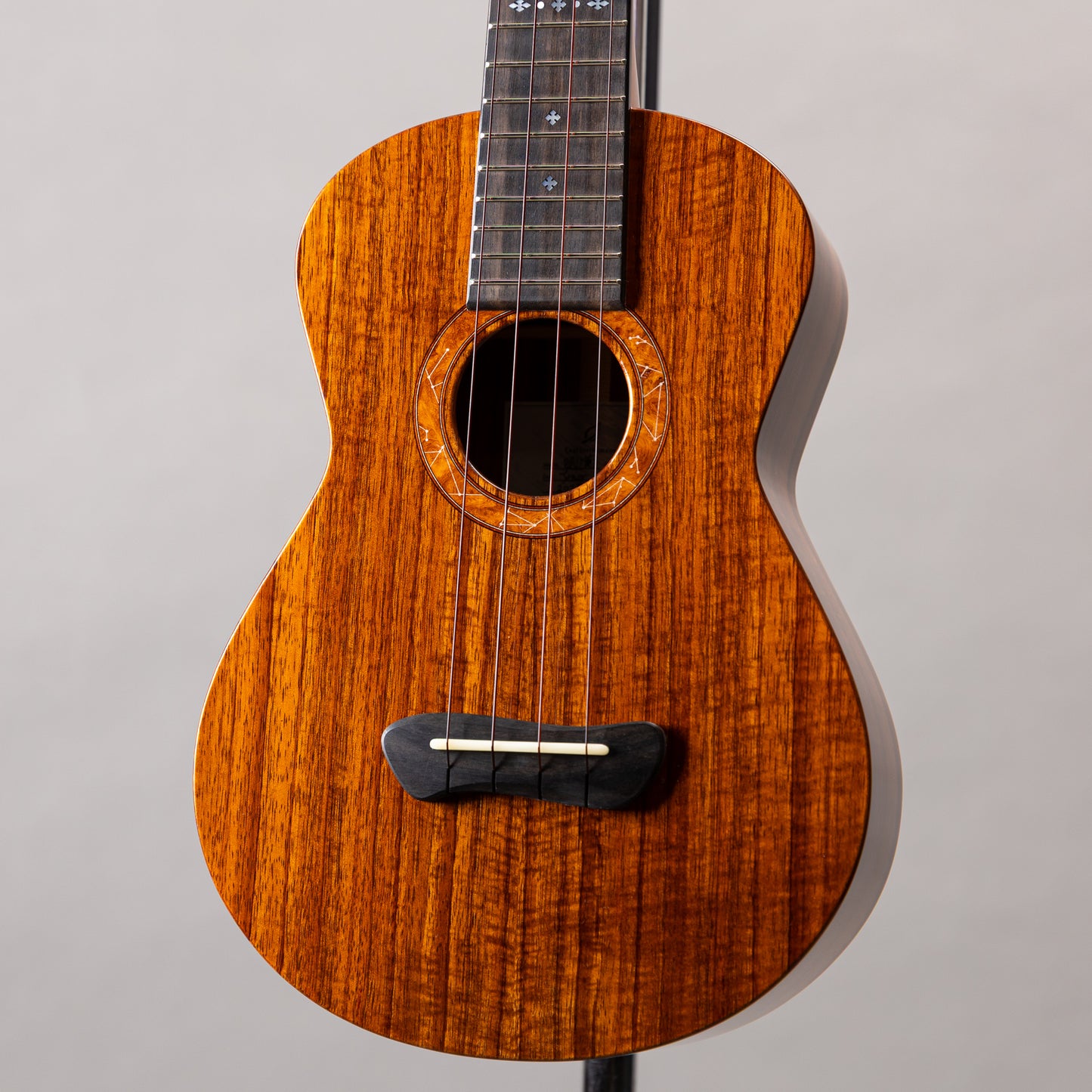 Leaf Instruments 照り葉 Tenor Hawaiian Koa