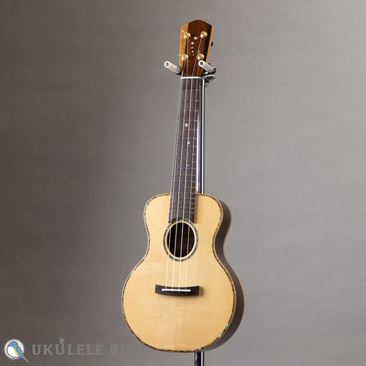Matsui Ukulele Five-D Laughing Concert