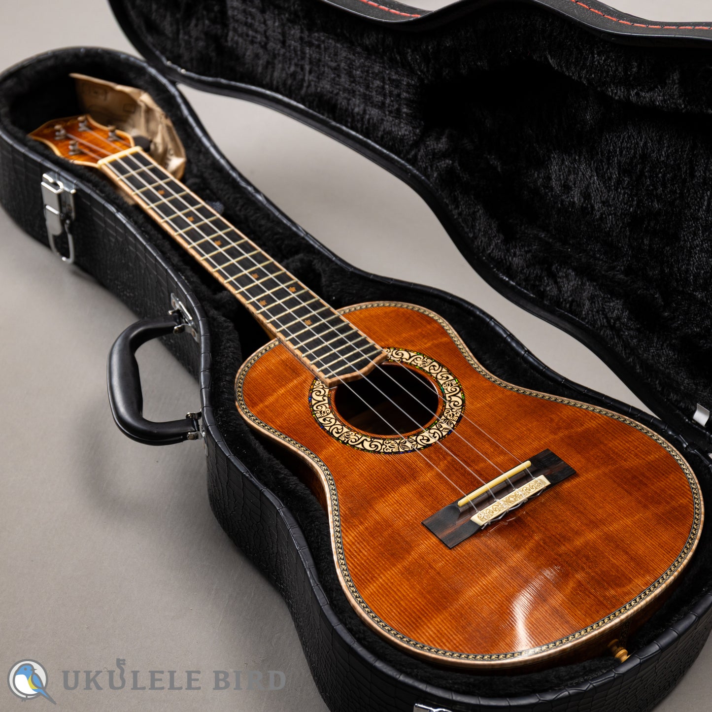Petros Custom Ukulele Tenor 2021