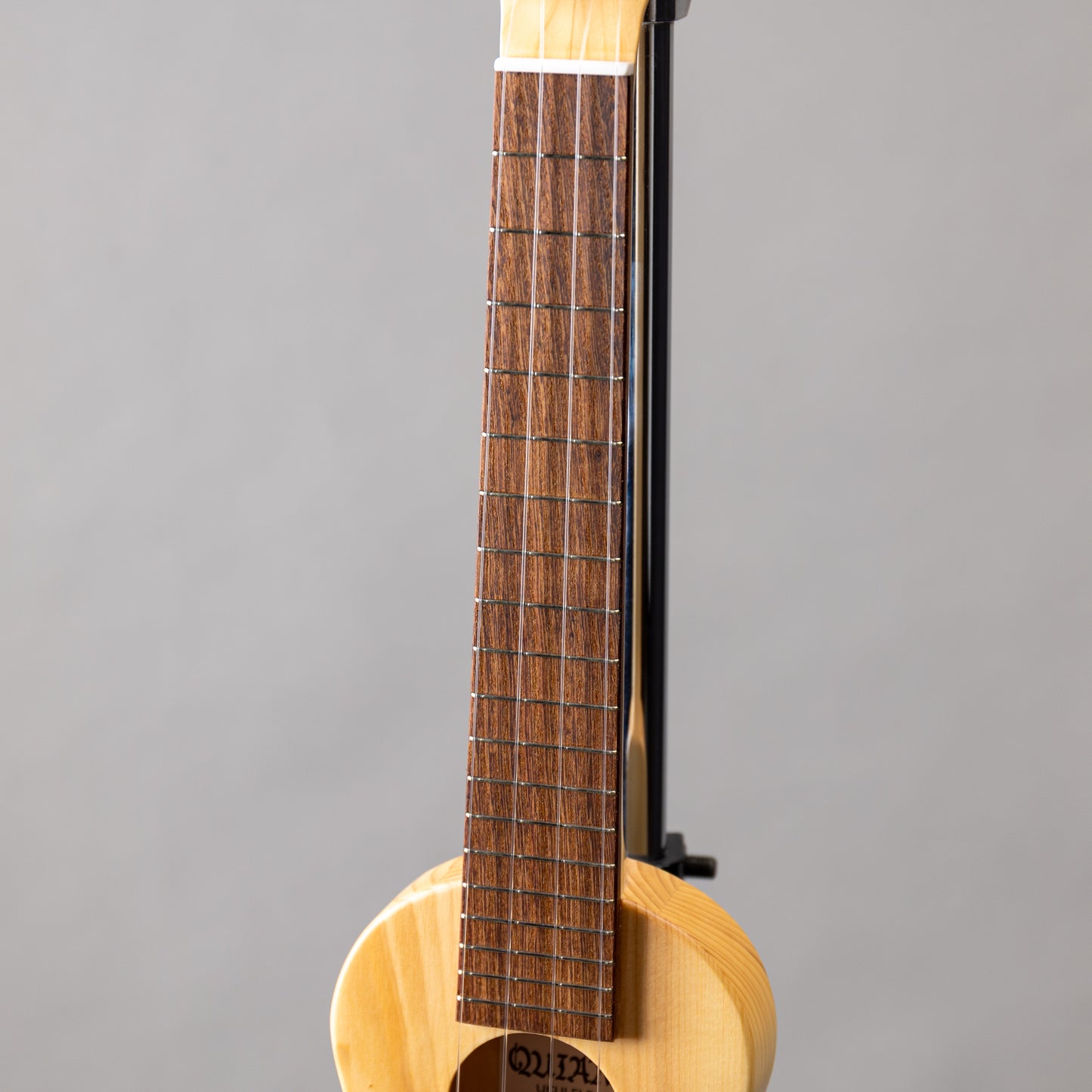 Quiam Ezo’s Ukulele Through neck Soprano LongEX