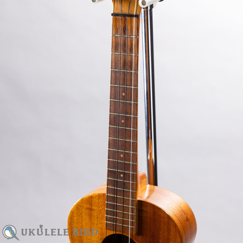 Kamaka Tenor 6ST White Label 1970s