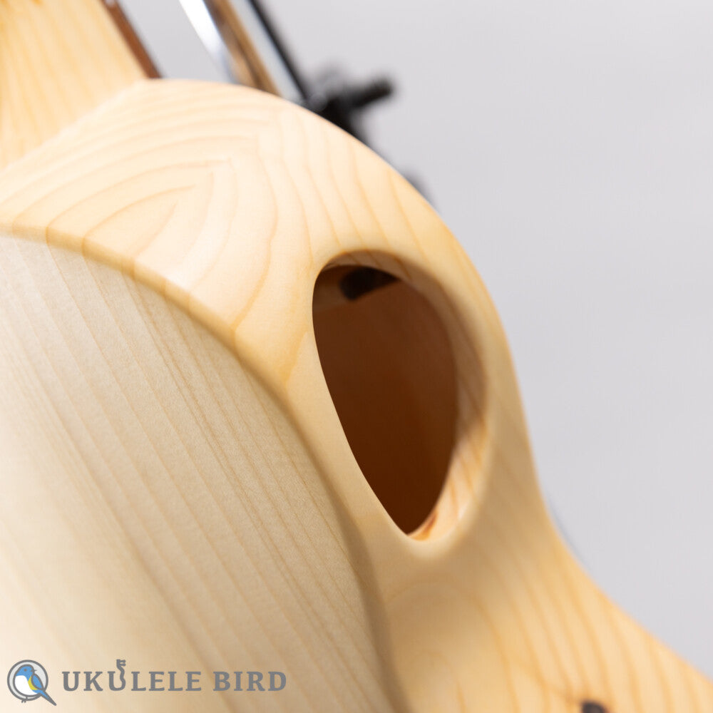 Quiam Ezo's Ukulele Throughneck Concert F