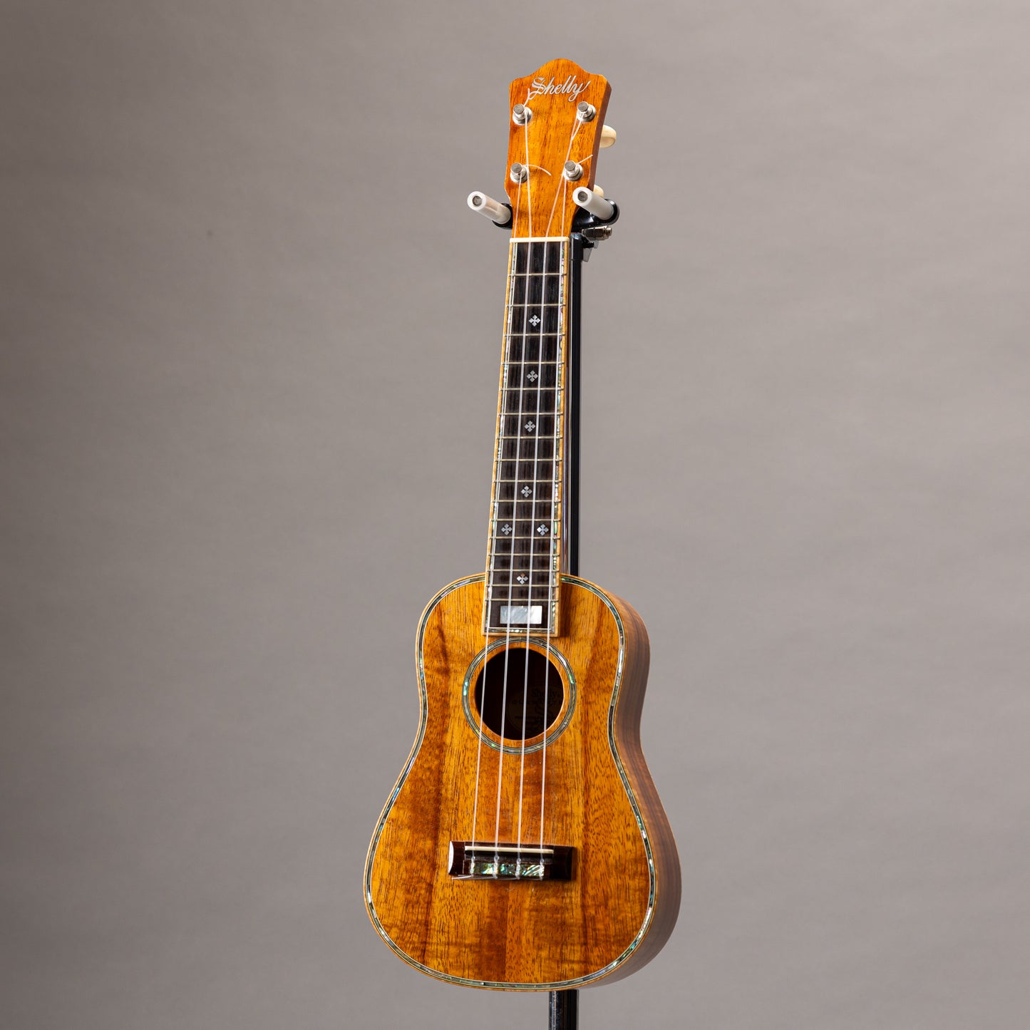 Shelly SS-Ukulele  2000s