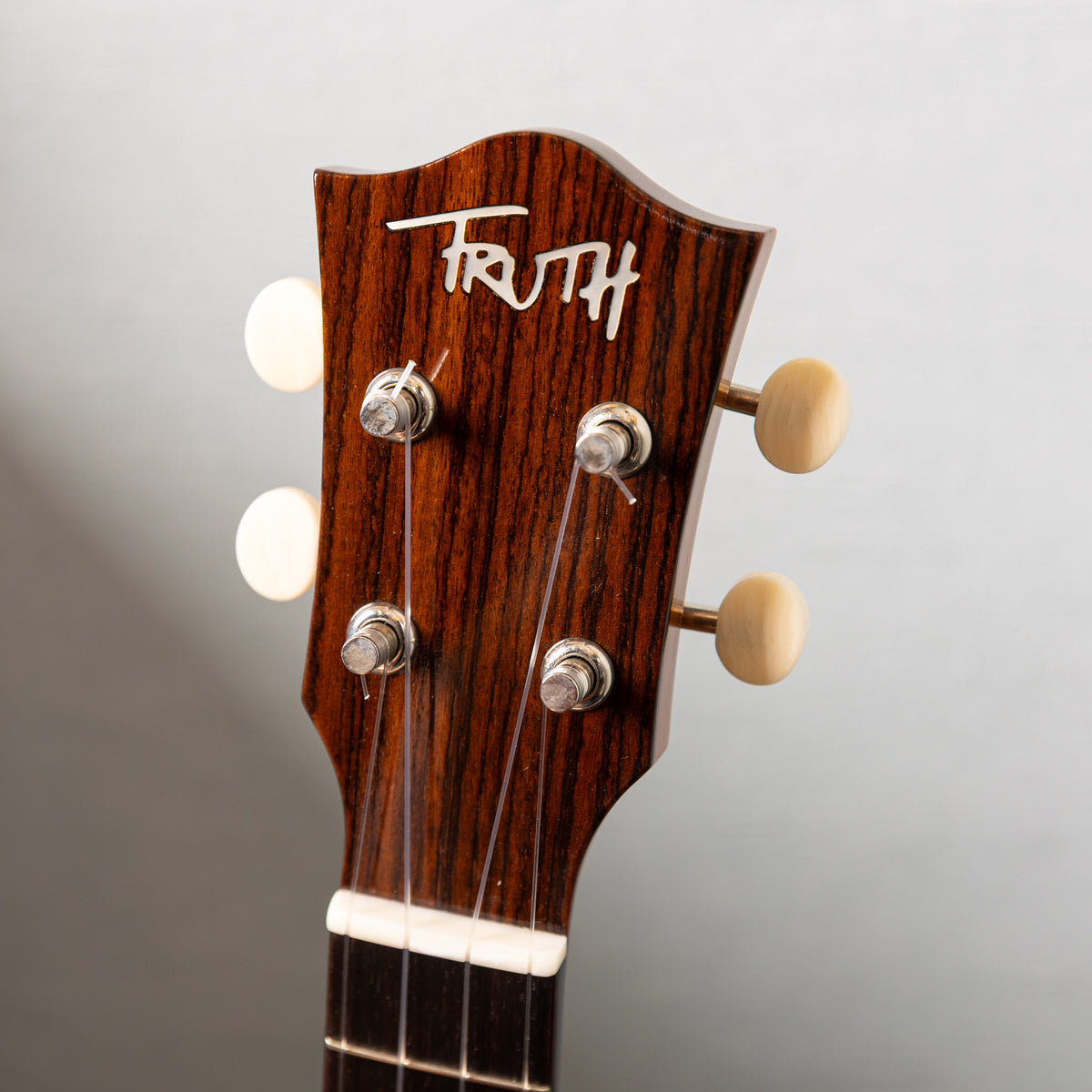 Truth THC-Custom Mahogany  2026 Used