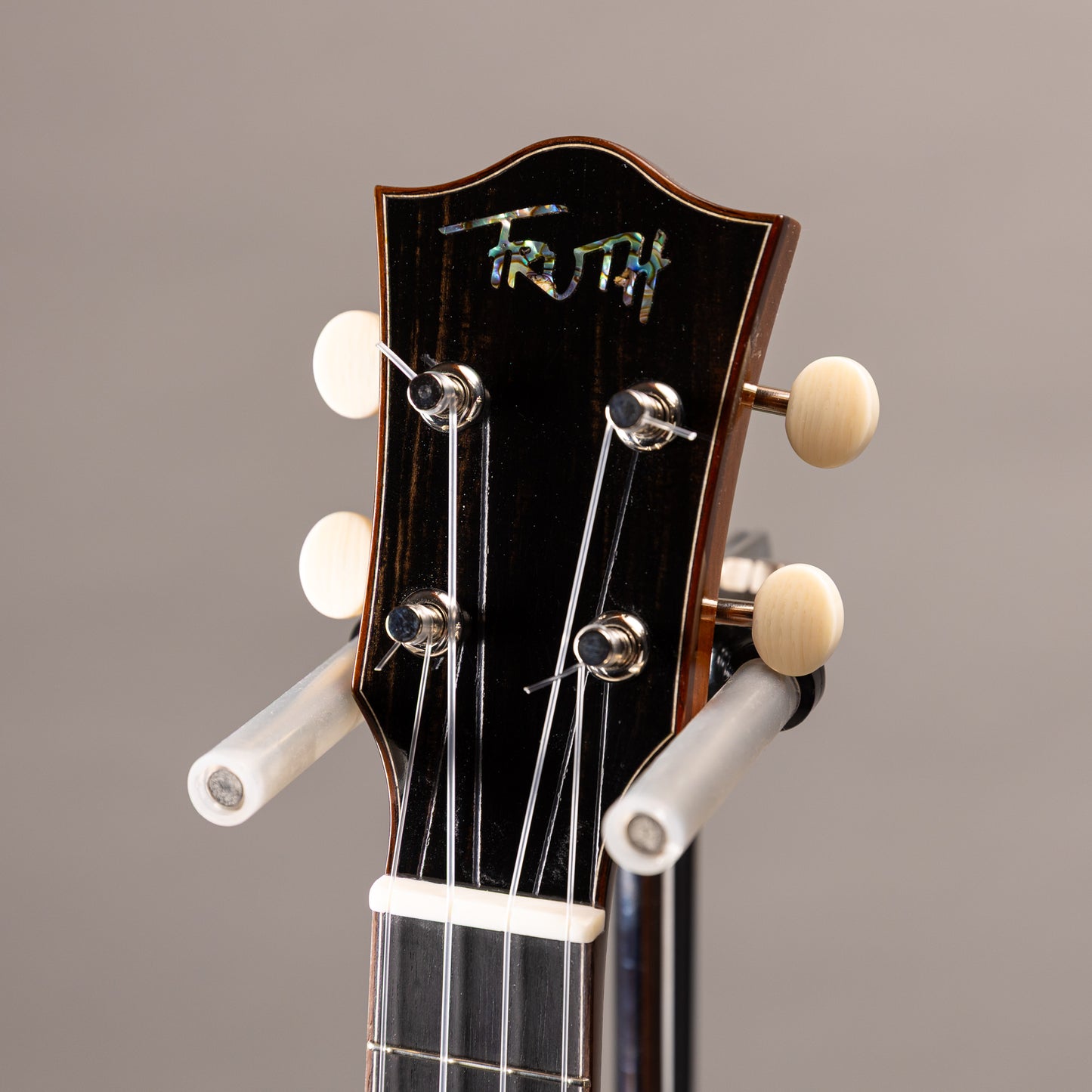 Truth TKE-2323 CST Ebony Rose Binding 2026年製 USED