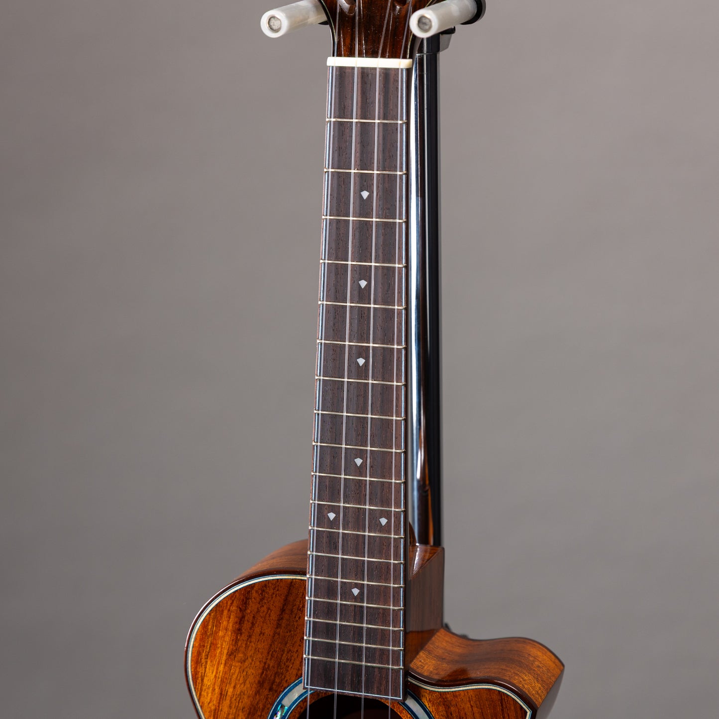 Truth TKE-2407 Rose Binding