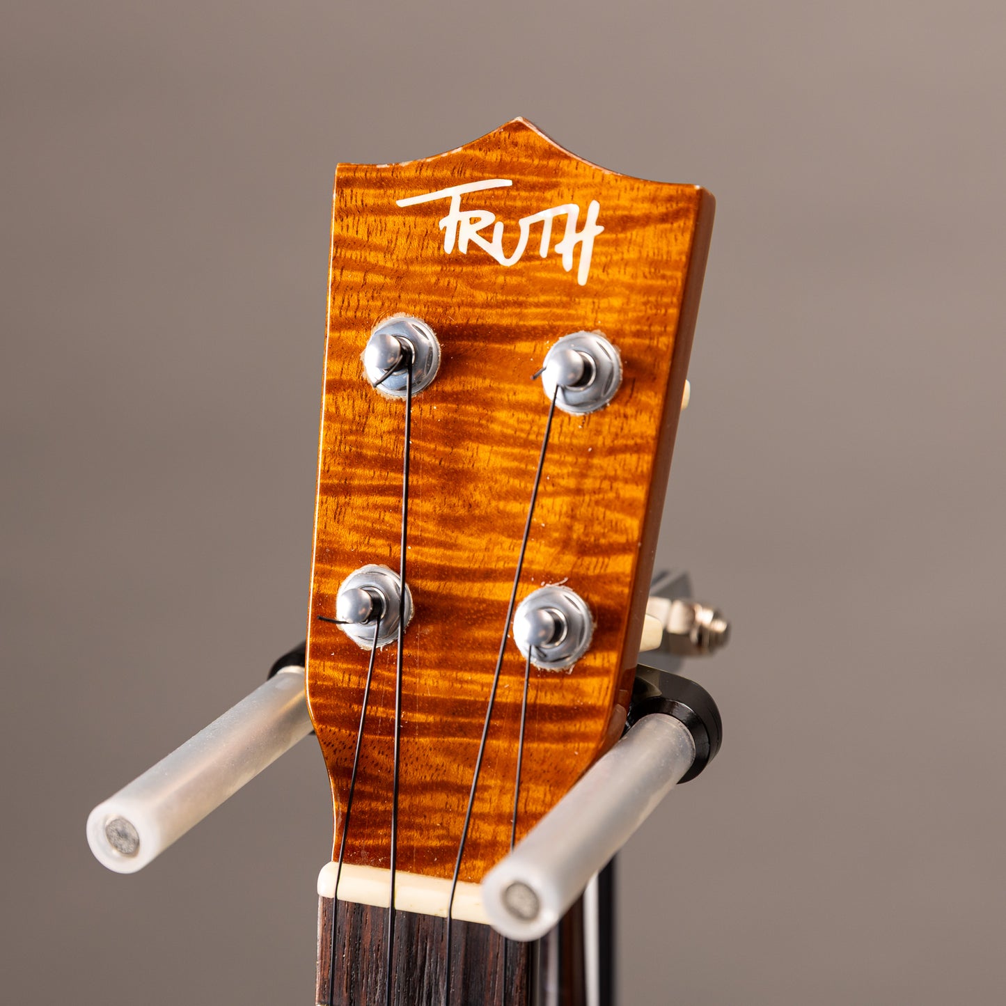Truth TUS-15   2012