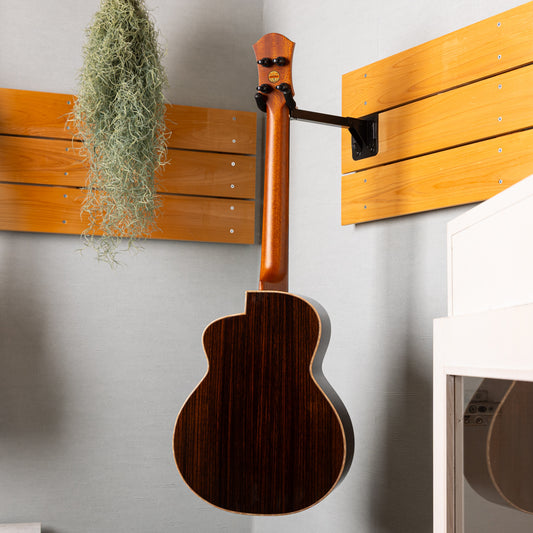 aNueNue aNN-Bwhale Baritone