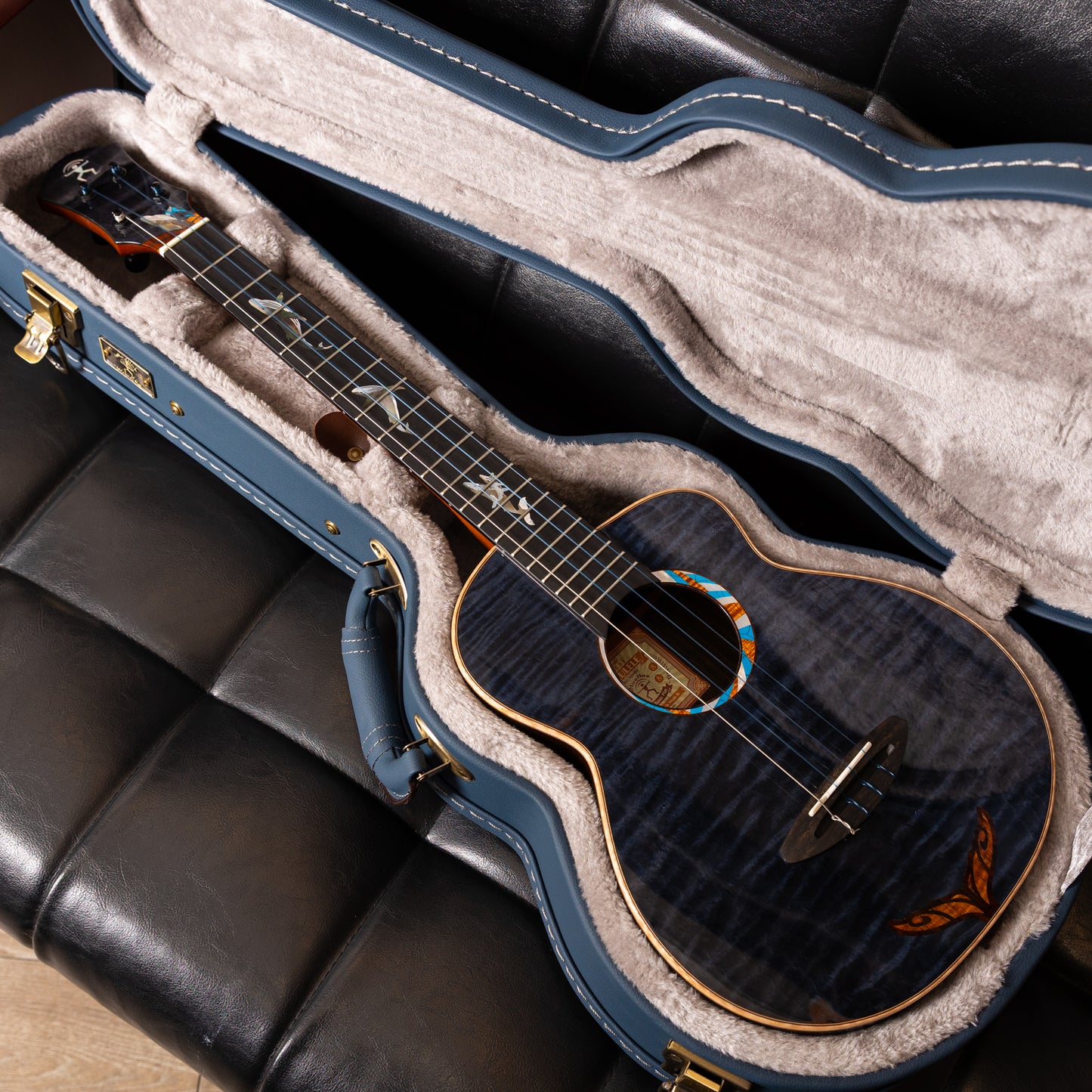 aNueNue aNN-Bwhale Baritone